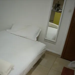 https://studette-bonbonniere.fr-provencehotel.com
