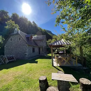  Gasthof Gjelaj Albanien