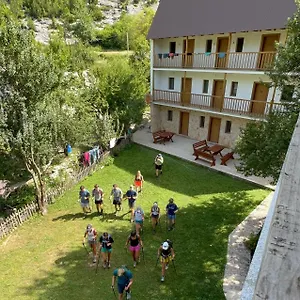  Gasthof Bujtina Zici Albanien