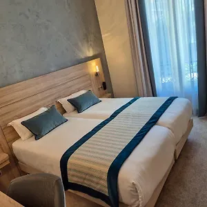 Champerret Elysees 3*, Parigi Francia