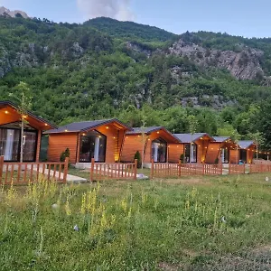 ** Gasthof Alpinehouse Albanien